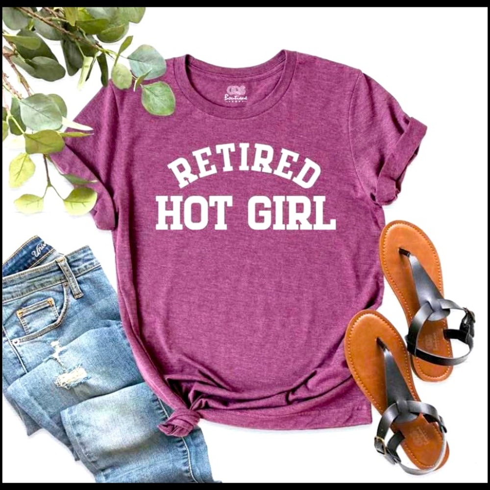 Retired Hot Girl 🔥